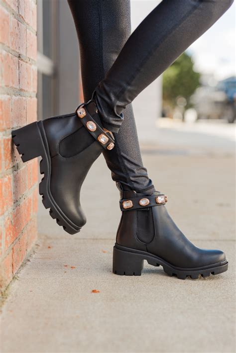 Stwve madden amulet booties